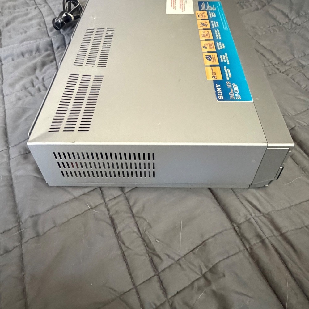 Sony SLV-D360P DVD VCR Combo Player Progressive Scan Hi-Fi Stereo Silver -READ - Picture 7 of 13